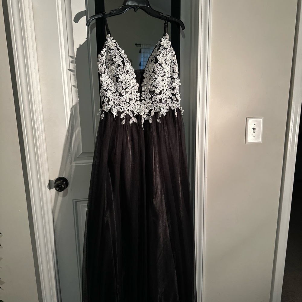 Blondie Nites Black Maxi Dress with White Lace Bodice